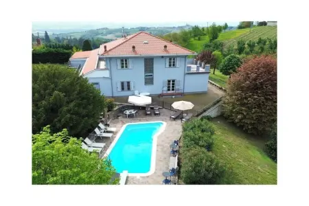 Location Villa à Govone, Cuneo 14 personnes