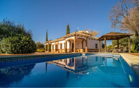 Location Maison à Arriate 8 personnes