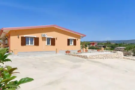 Location Maison à Floridia (SR) 8 personnes