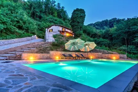 Location Villa à Borgo a Mozzano 8 personnes