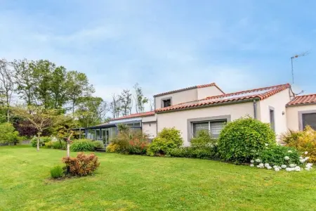 Location Villa à Mervent 8 personnes