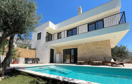 Location Maison à Kastel Sucurac 8 personnes