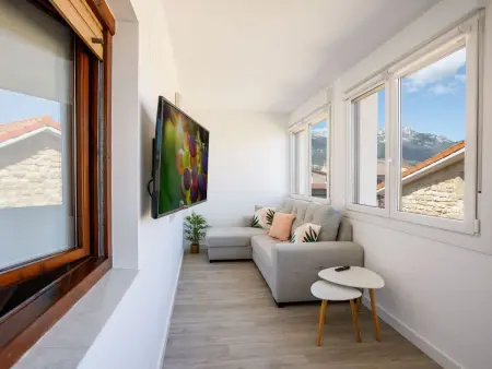 Location Maison à Leza 8 personnes