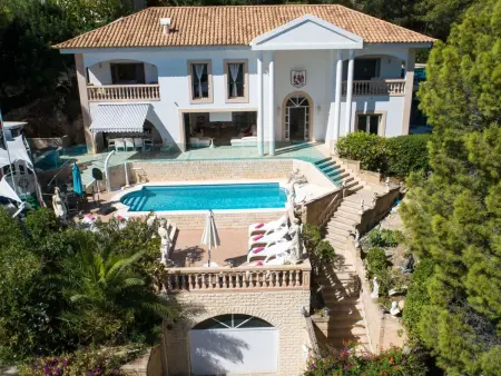 Location Maison à Bendinant 8 personnes