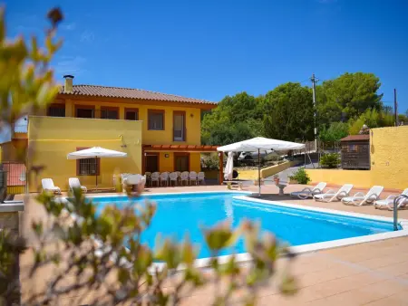 Location Maison à Torrelletes 15 personnes