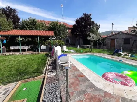 Location Maison à La Rinconada de la Sierra 16 personnes