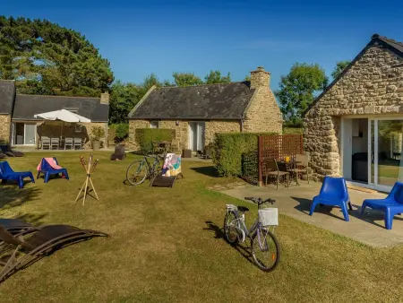 Location Maison à Ploudalmezeau 12 personnes