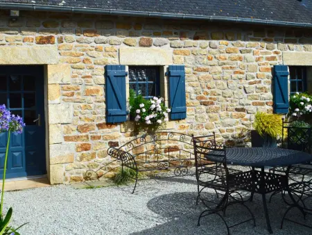 Location Maison à Plonevez Porzay 2 personnes