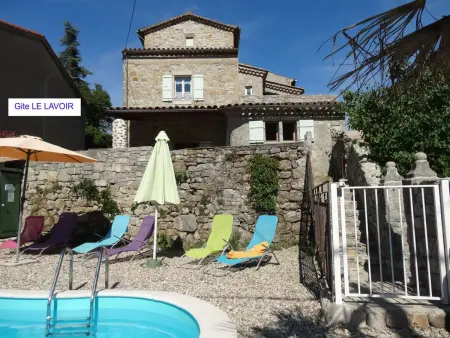 Location Maison à Banne 5 personnes