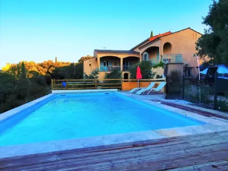 Location Maison à Uzès 9 personnes