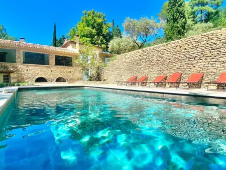 Location Maison à Apt 10 personnes