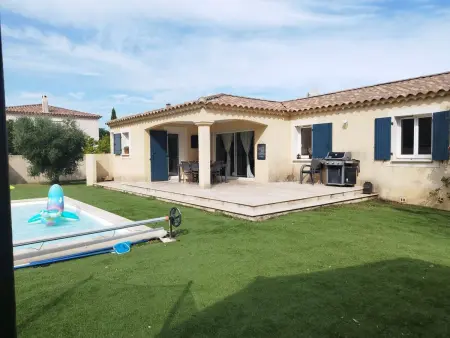 Location Maison à SENAS 6 personnes