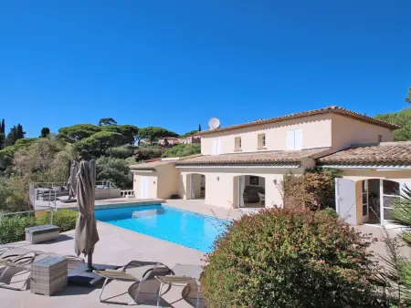 Location Maison à Sainte Maxime 10 personnes