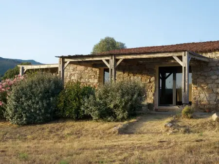 Location Maison à Serra di Ferro 3 personnes