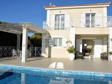 Location Maison à Argostolion 5 personnes