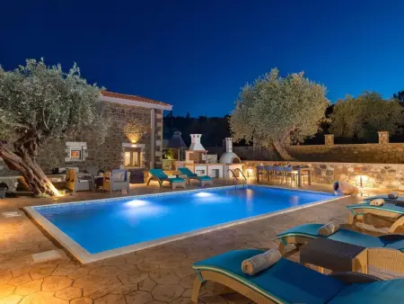 Location Maison à Archangelos 6 personnes