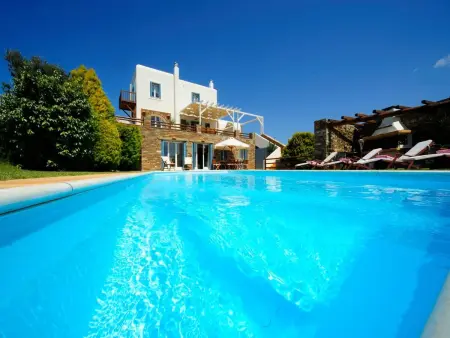 Location Maison à Andros 8 personnes