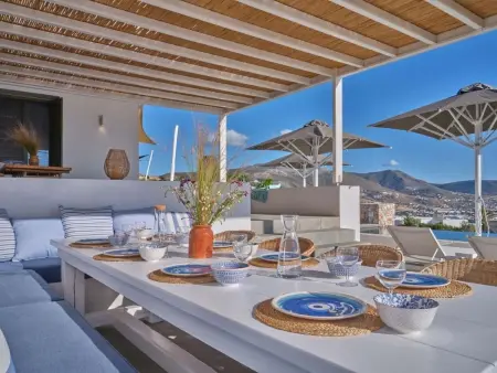 Location Maison à Paros 7 personnes