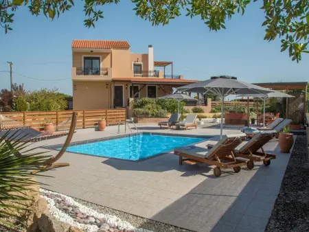 Location Maison à Gennadi 6 personnes