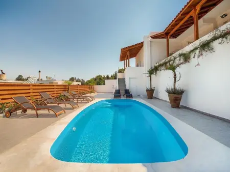 Location Maison à Gennadi 8 personnes