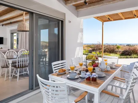 Location Maison à Gennadi 8 personnes