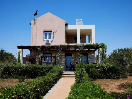 Location Maison à Gennadi 7 personnes