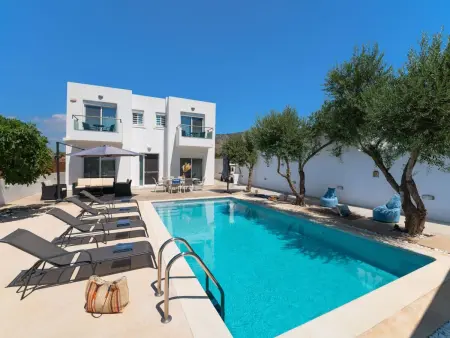 Location Maison à Gennadi 6 personnes