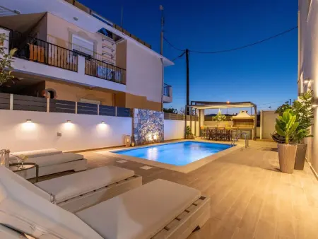 Location Maison à Gennadi 7 personnes