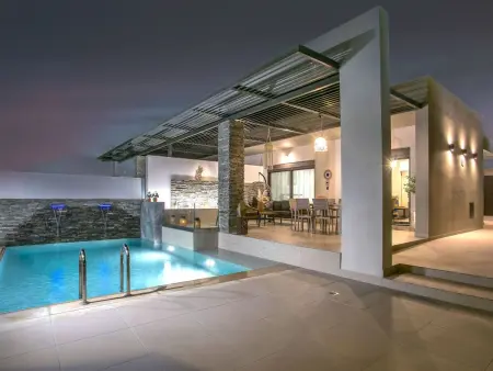 Location Maison à Kolympia 4 personnes