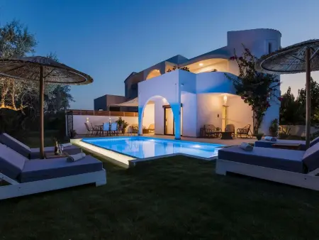 Location Maison à Kolympia 5 personnes