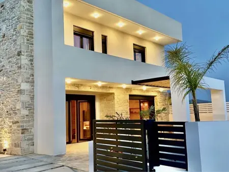 Location Maison à Matala 4 personnes