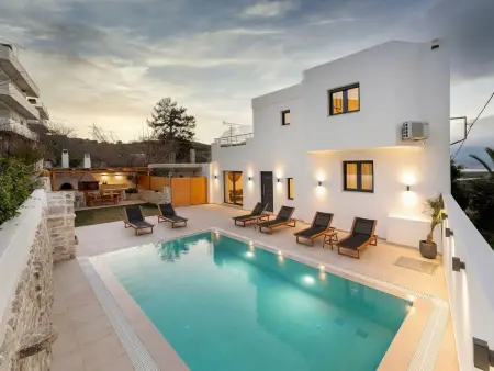 Location Maison à Matala 8 personnes