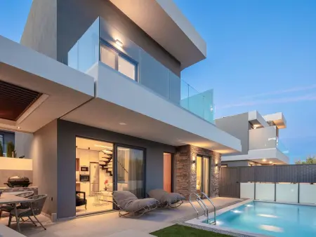 Location Maison à Agia Marina 4 personnes