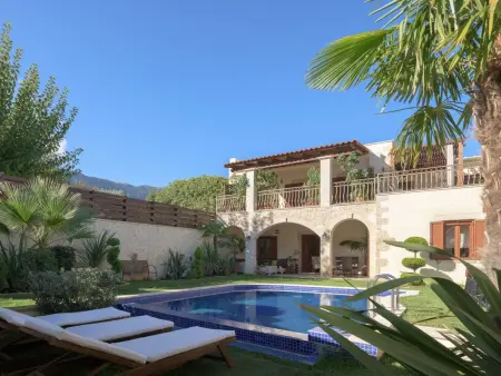 Location Maison à Agia Marina 10 personnes