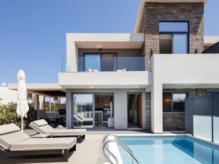 Location Maison à Agia Marina 5 personnes