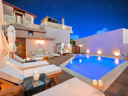 Location Maison à Argiroupoli 8 personnes