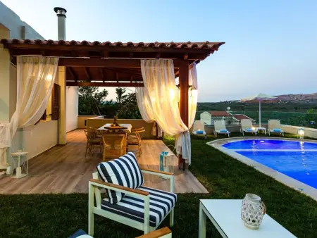 Location Maison à Angeliana Kriti 5 personnes