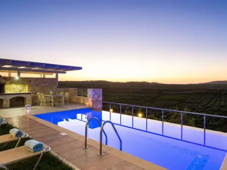 Location Maison à Angeliana Kriti 8 personnes