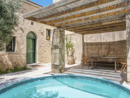 Location Maison à Kalonyktis 2 personnes