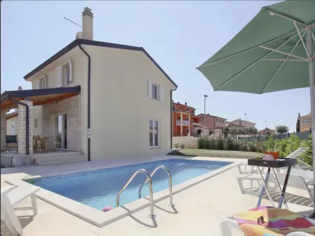 Location Maison à Buje 6 personnes