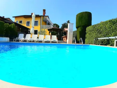 Location Maison à Buje 10 personnes