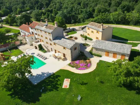 Location Maison à Groznjan 8 personnes