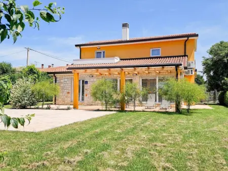 Location Maison à Buzinija 8 personnes