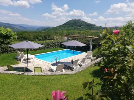 Location Maison à Motovun 8 personnes