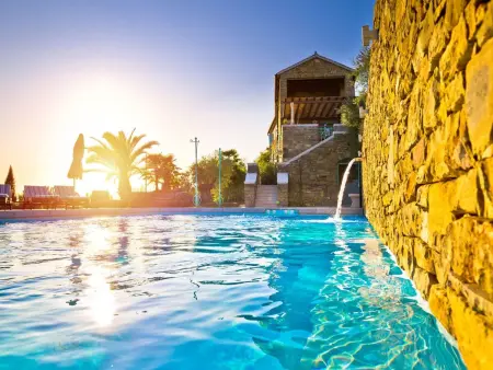 Location Maison à Livade 12 personnes