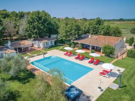 Location Maison à Poreč Tar 10 personnes