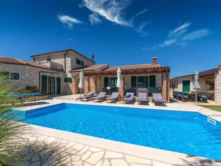 Location Maison à Vižinada 8 personnes