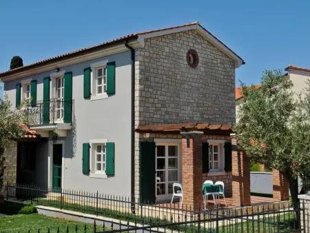 Location Maison à Dracevac 3 personnes