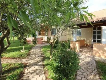 Location Maison à Dracevac 4 personnes