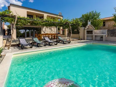 Location Maison à Cere 7 personnes